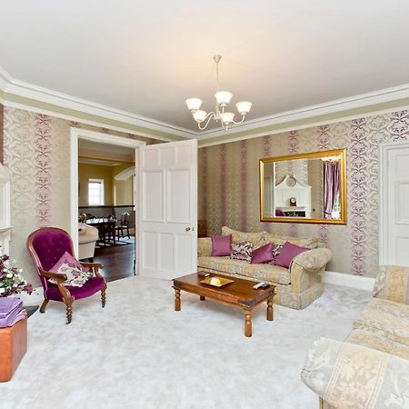 Luxury 3-Bedroom Apartment With Stunning Views At Ramsay Garden Единбург Екстер'єр фото