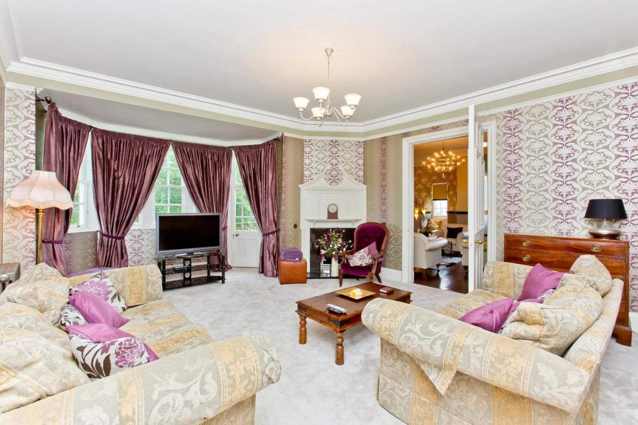 Luxury 3-Bedroom Apartment With Stunning Views At Ramsay Garden Единбург Екстер'єр фото